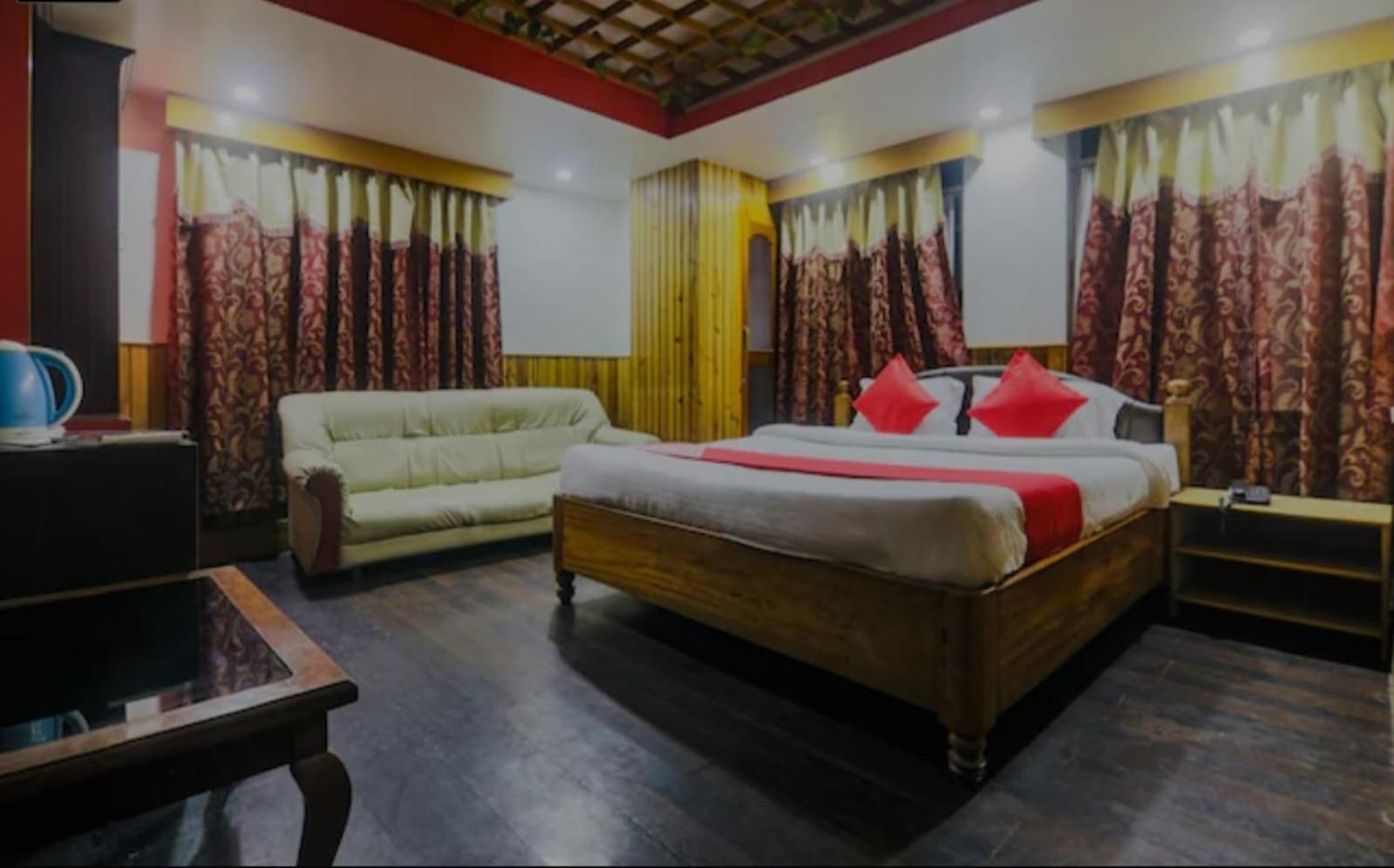 Hotel Knight Inn Шиллонг Екстер'єр фото